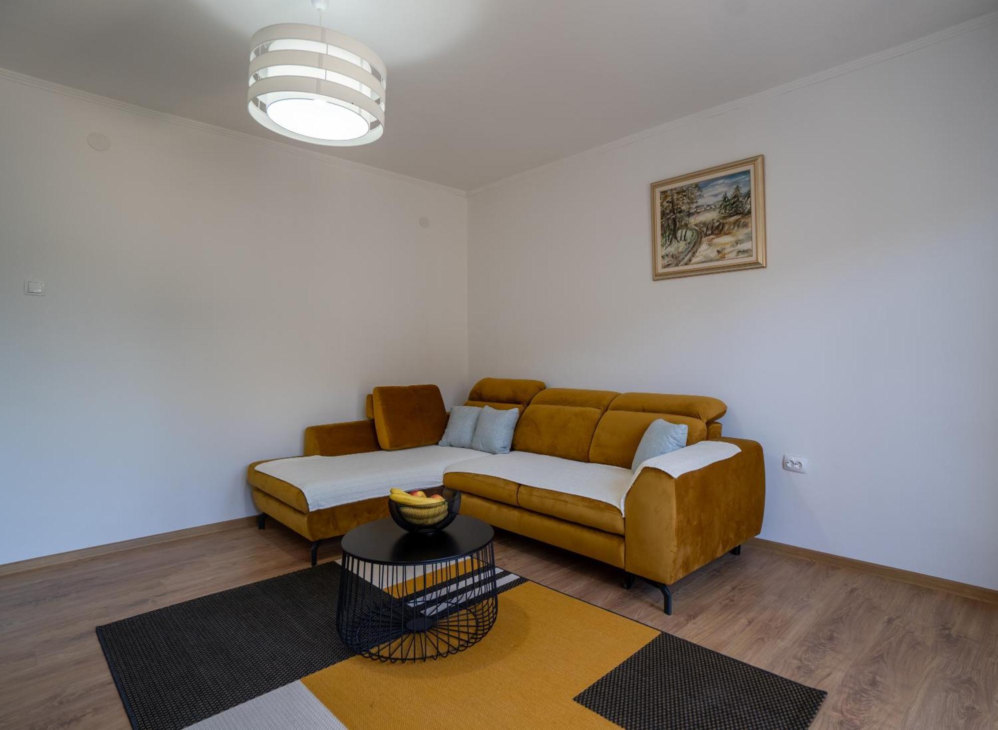 Gospić Apartman Josip מראה חיצוני תמונה